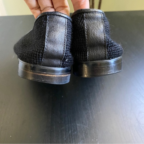 The Larkspur Collection Shoes needlepoint monogram cwa - Picture 4 of 8